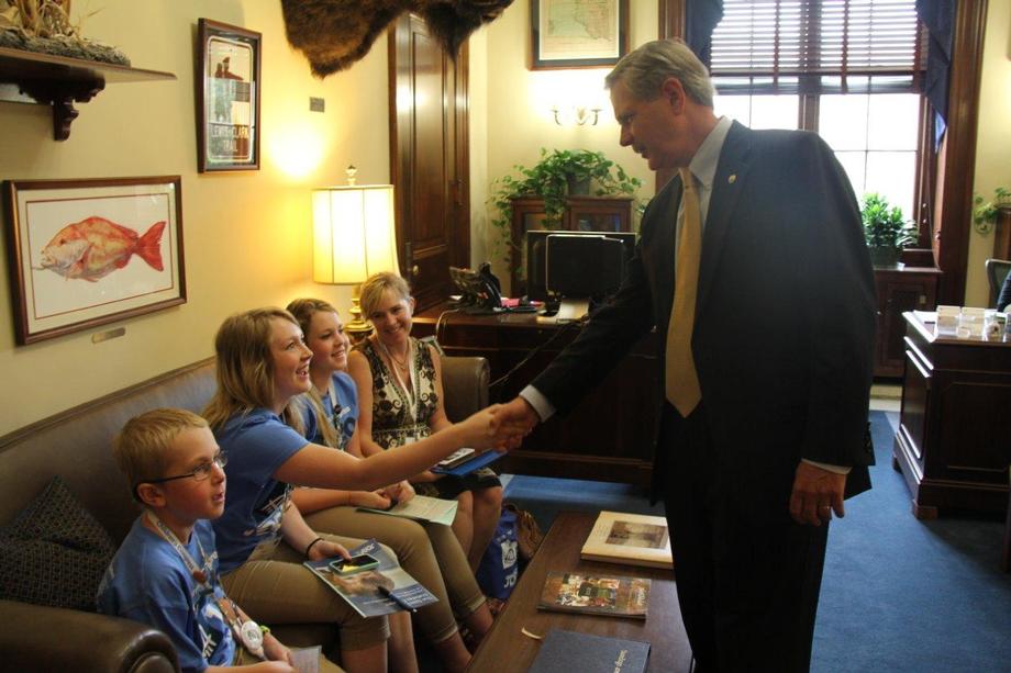 Juvenile Diabetes Research Foundation-July 2013- Senator Hoeven meets with North Dakota representatives of the Juvenlie Diabetes Research Foundation Taya, Troy and Tylie Olson.  